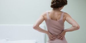Cum poti trata durerile de spate